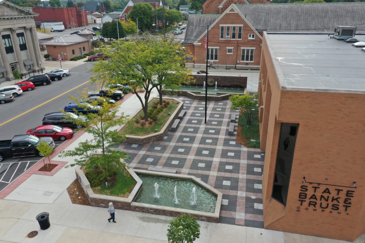 Beilharz Architects, Inc. | State Bank Pedestrian Plaza – Defiance, Ohio