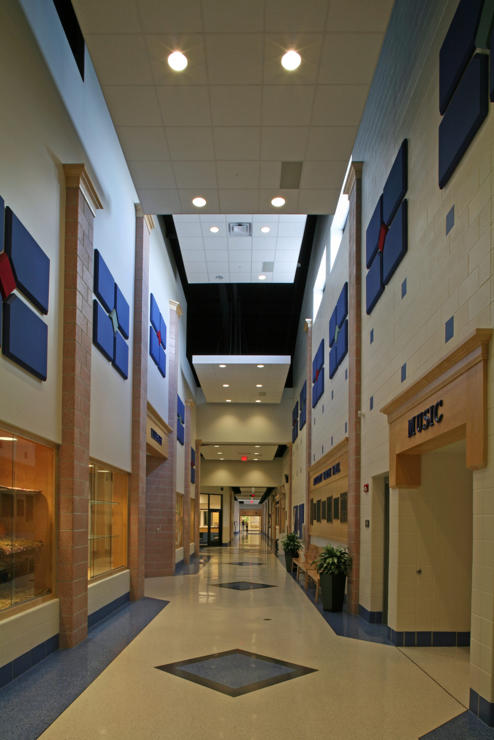 Defiance-ES_Corridor-scaled.jpg